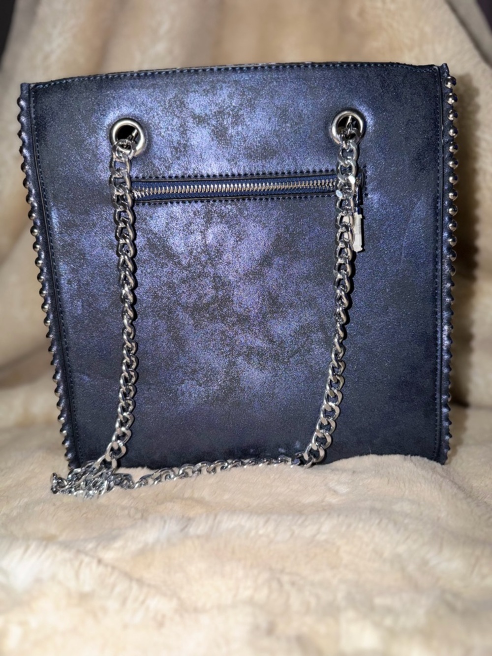 Women’s Metallic Black Chain Strap Tote